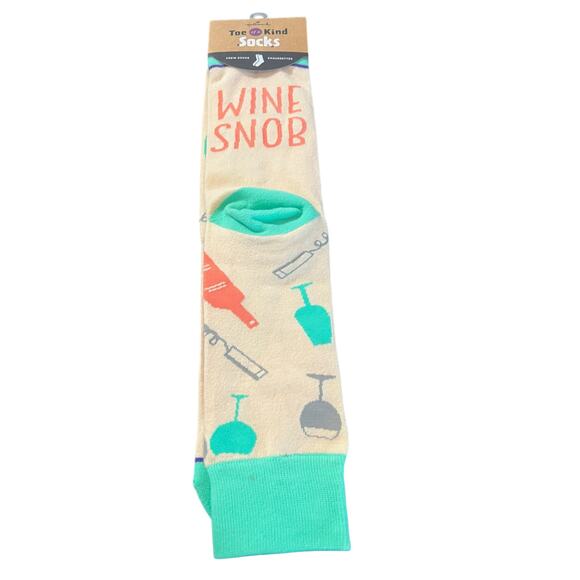 HALLMARK TOE OF A KIND WOMENS CREW SOCKS WINE SNOB GRAPHICS NWT - Picture 1 of 7